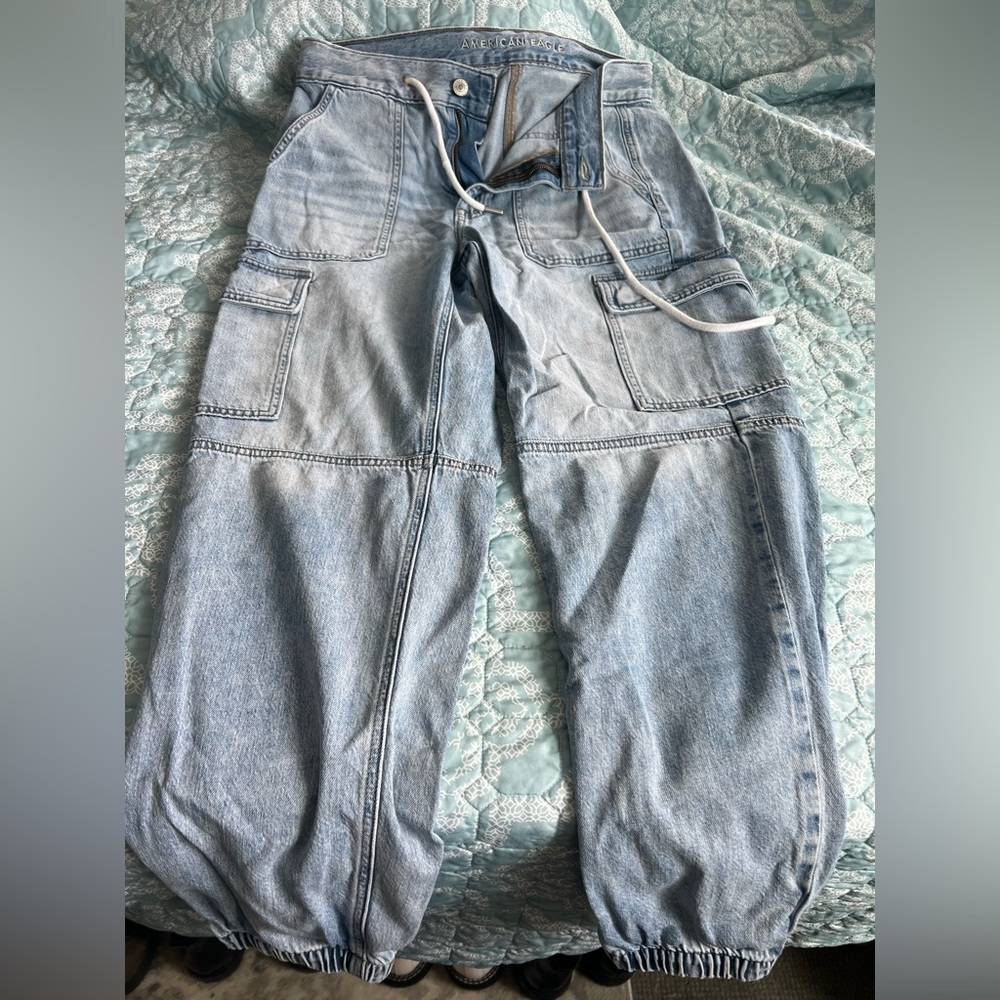American Eagle Light Blue Denim Jeans